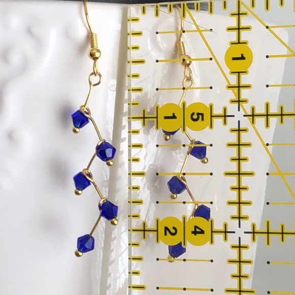 New Glass Crystal Cascade Vine Dangling Handmade 18k gold plated hook Earrings - Picture 6 of 7